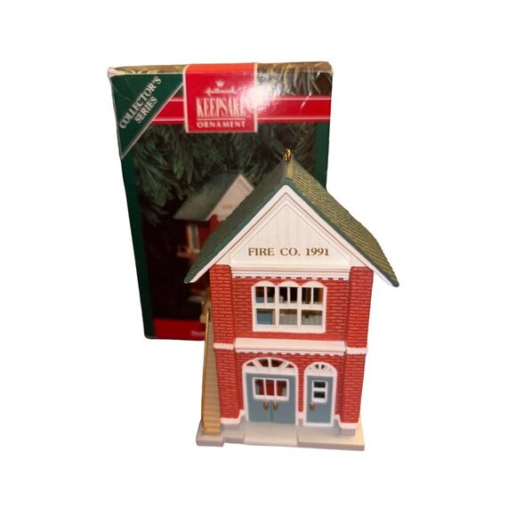 Hallmark Keepsake Ornament 1991 Fire Co. Nostalgic Houses & Shops Series - Picture 1 of 5